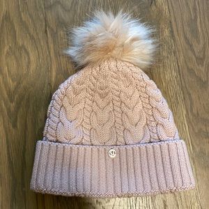 Lululemon Cable Knit Beanie